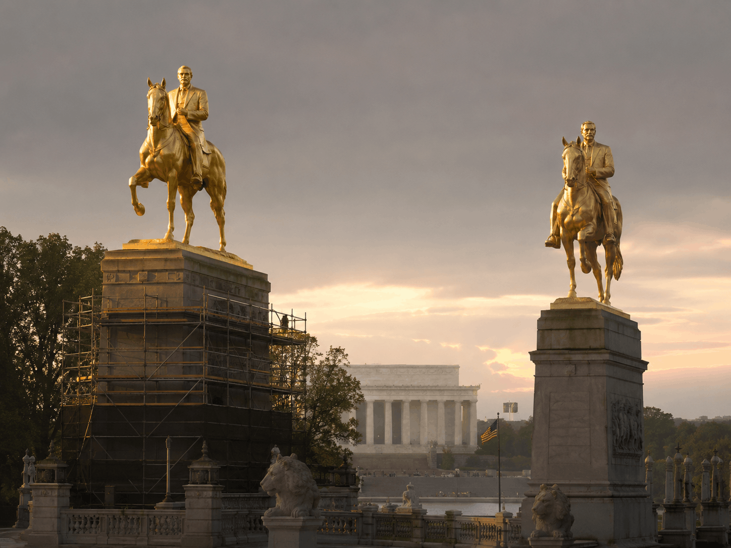 $5 million no-bid contract to gold-plate horse statues near the Lincoln Memorial